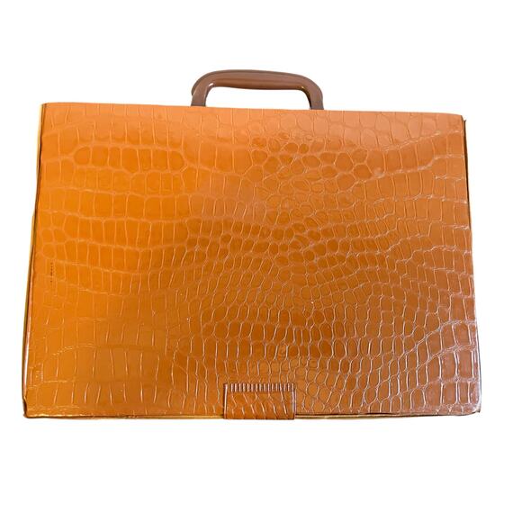 Vintage Mahjong Tile Set w/148 Tiles and Carrying Case, Ivory Green Color Pieces - Picture 4 of 4